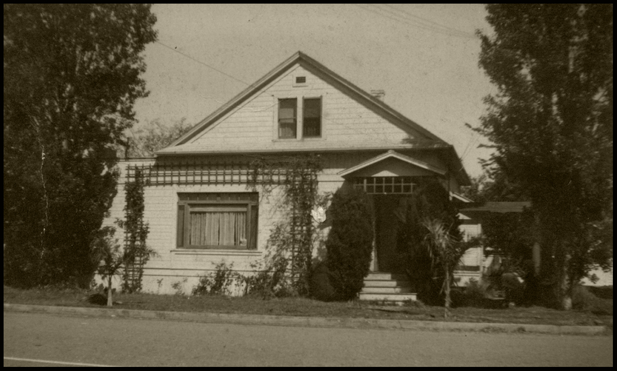 637 Walnut Ave